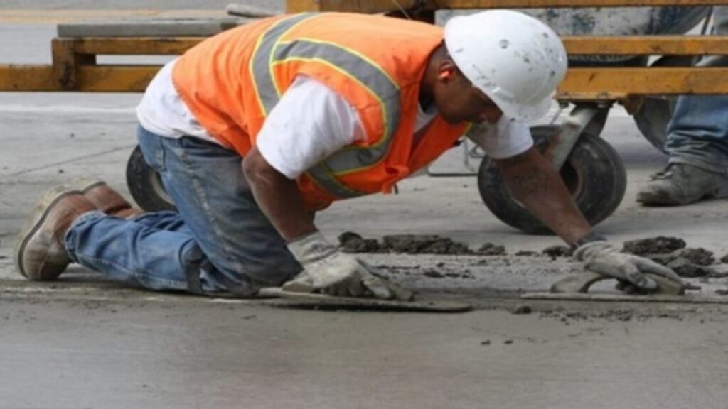 How to Choose the Right Concrete Contractor in Houston