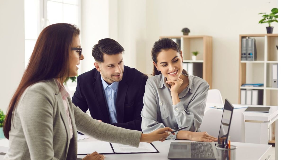 Why You Need a Real Estate Advisor When Buying Your First Home