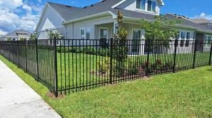 How To Choose A Durable, Code-Ready Fence For Hialeah, Florida Homes And Businesses